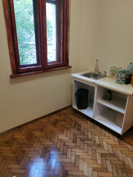 Floreasca inchiriez apartament cu doua camere, in zona Bartok Bella