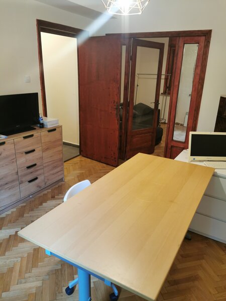 Floreasca inchiriez apartament cu doua camere, in zona Bartok Bella